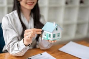 Phương thức trả đều cho dòng tiền ổn định, dư nợ giảm dần tối ưu tổng chi phí lãi về dài hạn.