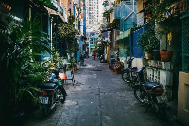 Chọn thời điểm mua nhà hẻm 