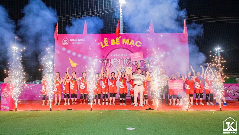 Fc vạn gia vô địch giải bóng đá nữ thiên khôi 2024 - khu vực hồ chí minh