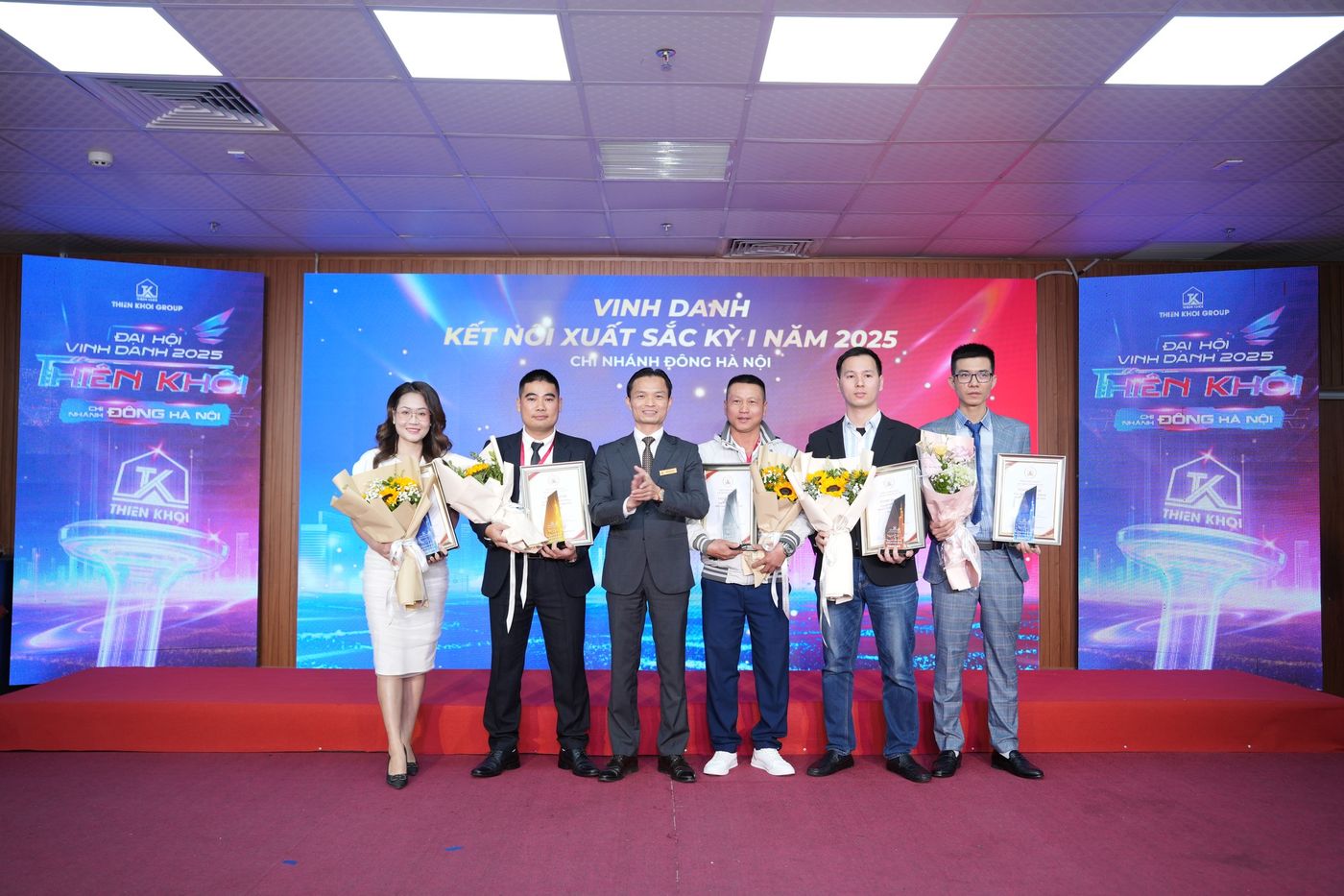 Đại hội vinh danh Đông Hà Nội 2025