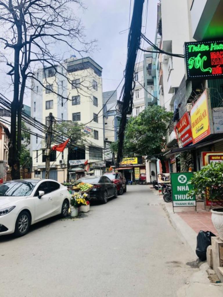 Ngõ rộng đầy đủ các loại hình nhà đang dạng