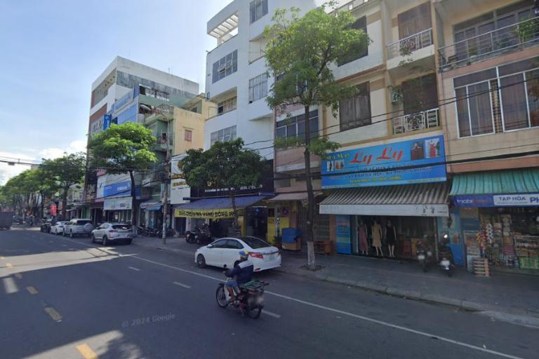 Nhà mặt tiền có thể kinh doanh nhỏ kết hợp ở thực 