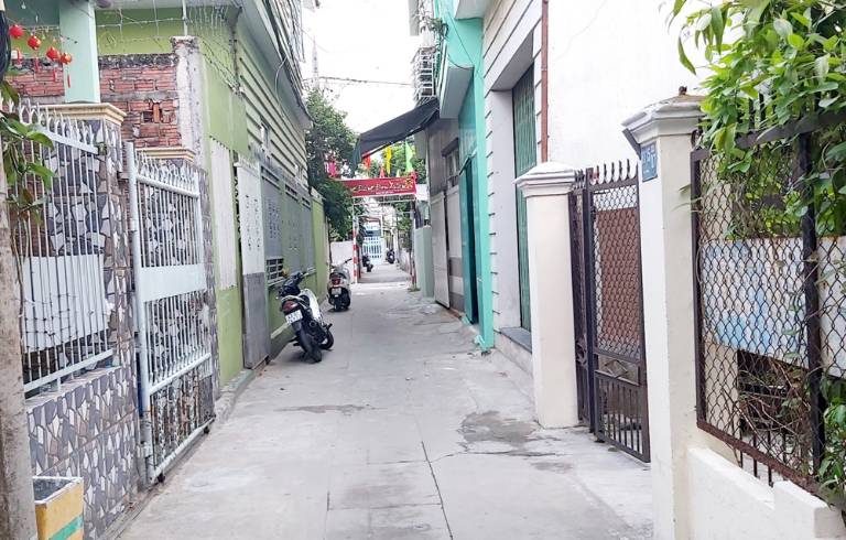 Nhà trong kiệt sâu yên tĩnh và giá rẻ