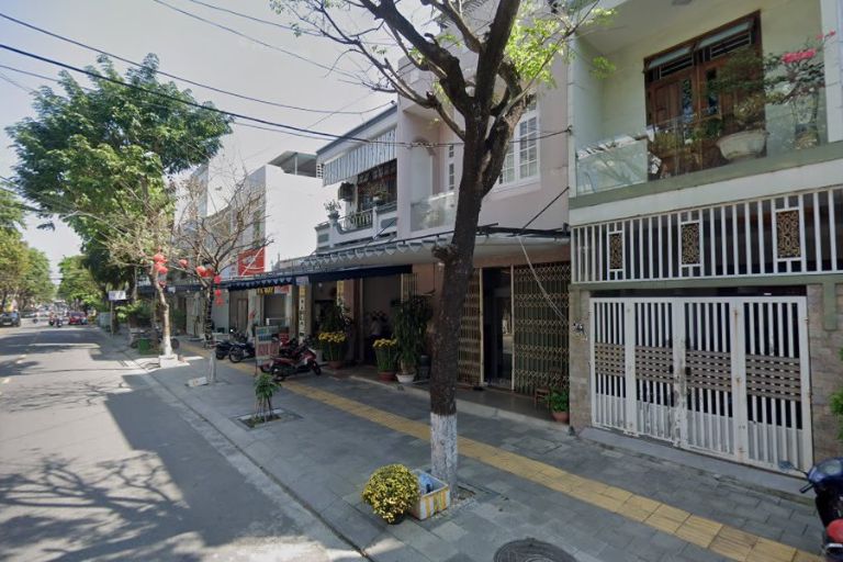Ưu tiên mặt tiền đủ rộng, thuận tiện đỗ xe, phù hợp nhiều loại hình khai thác