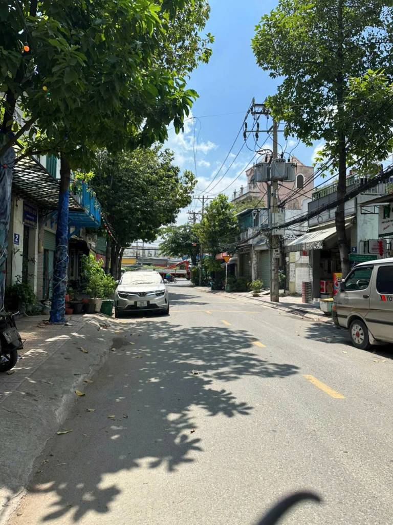 Đường có vị trí kết nối dễ dàng giữa trung tâm thành phố và khu phía nam