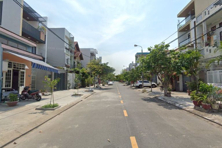 Nhà mặt tiền Nguyễn Sơn, vị trí đẹp, thuận tiện kinh doanh buôn bán