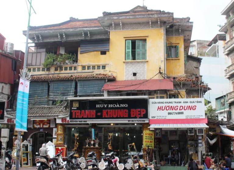 Biệt thự cổ nằm trên đường Nguyễn Thái Học