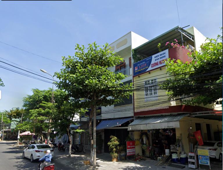 Chủ yế là nhà tặt tiền 2 đến 3 tầng dùng để kinh doanh buôn bán kết hợp ở