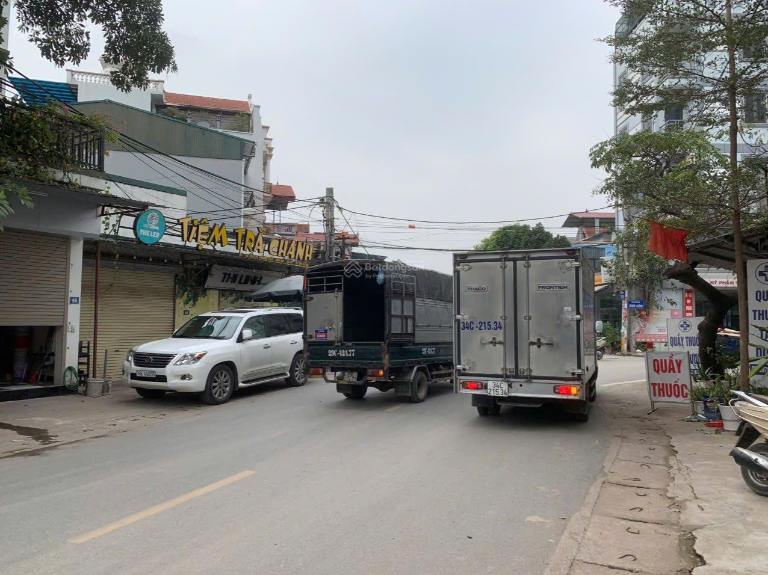 Đường nội khu rộng rãi