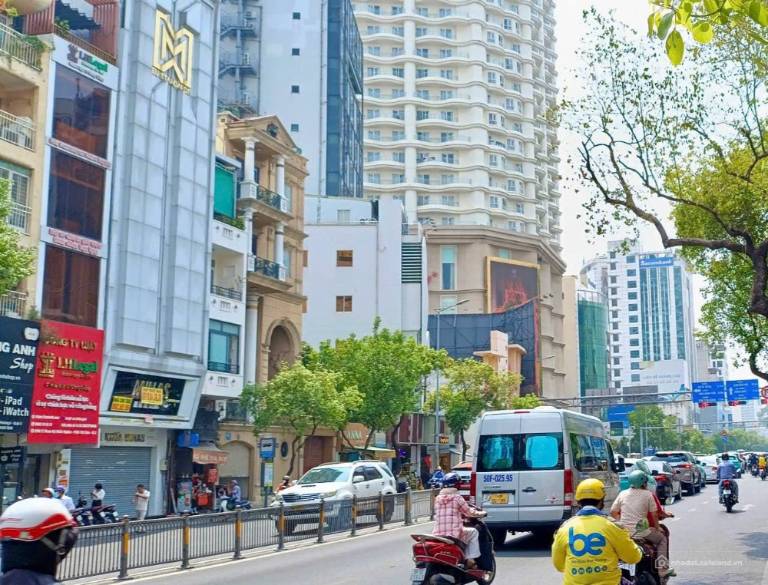 Hạ tầng đường xá được nâng cấp hoàn thiện