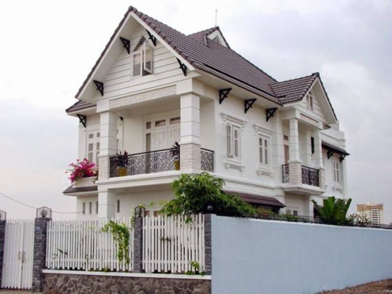 Nhà hướng Đông đón nắng sớm và ánh sáng tự nhiên dịu nhẹ