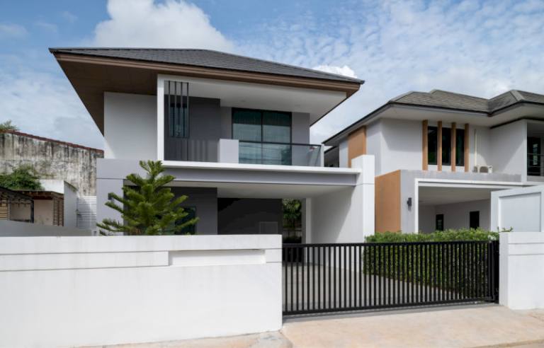 Hướng nhà Tây Bắc đón ánh nắng buổi chiều nhẹ, không gay gắt