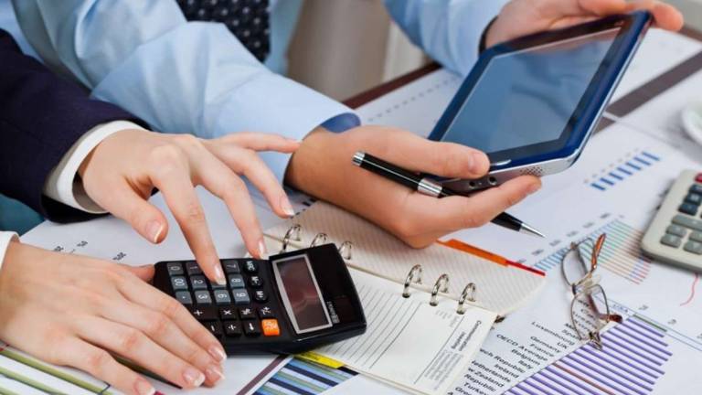 Chuẩn bị thủ tục và chi phí dự phòng khi sắp kí kết