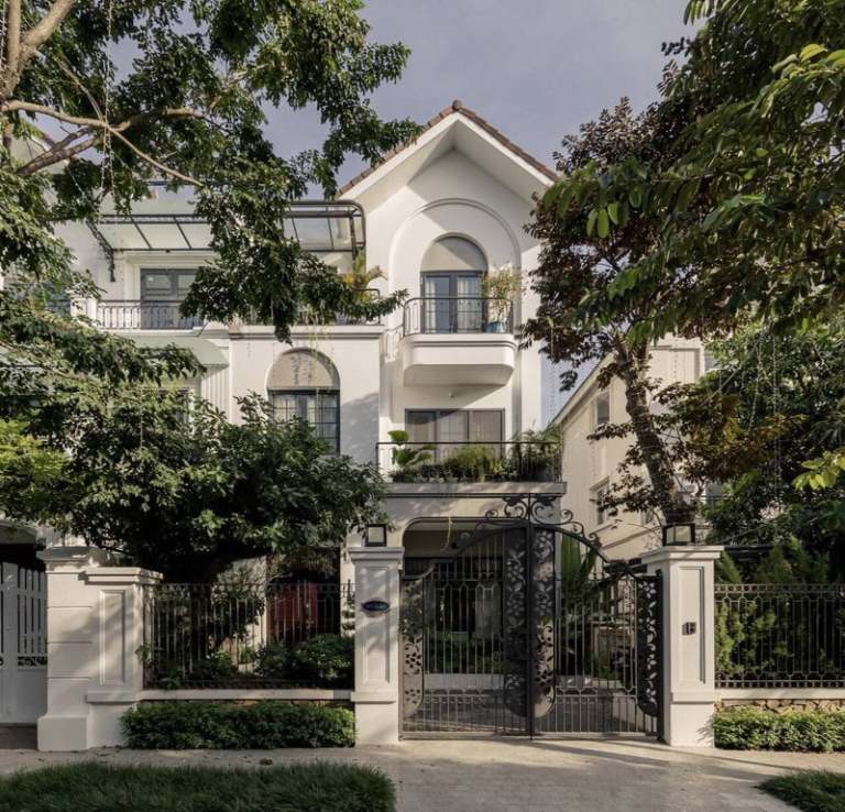 Ưu tiên nhà mặt tiền thông thoáng và pháp lý rõ ràng