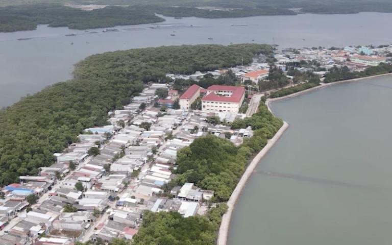 Một góc huyện Cần Giờ giáp với ven biển