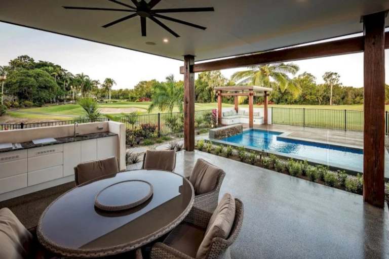 Lần đầu mua nhà nên chú ý pháp lý và quy hoạch chứ hướng chỉ là phụ