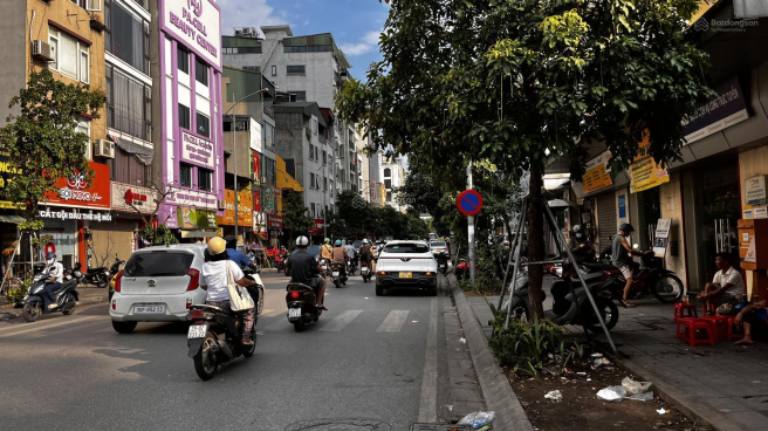 Nhà mặt phố Triều Khúc