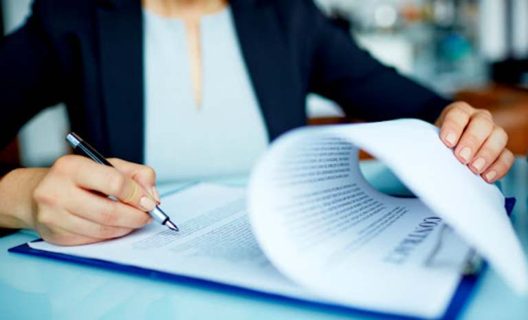 Người mua nhf cần rà soát hợp đồng kỹ lưỡng và rõ ràng