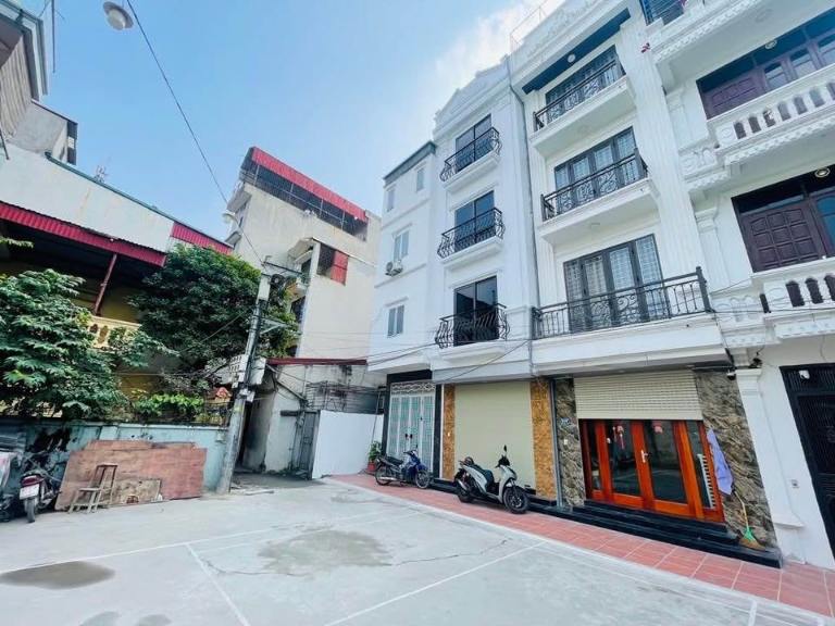 Nhà 5 tầng có thang máy phố Ngô Quyền, Hà Đông