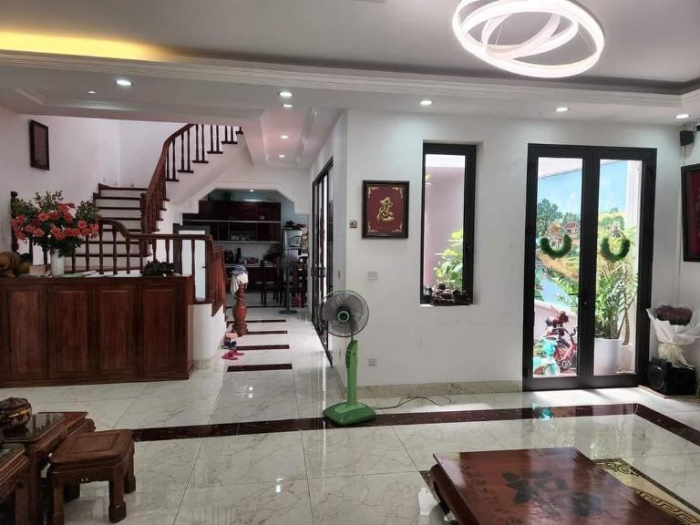 Nhà 5 tỷ ở Hoàng Quốc việt, Cầu Giấy