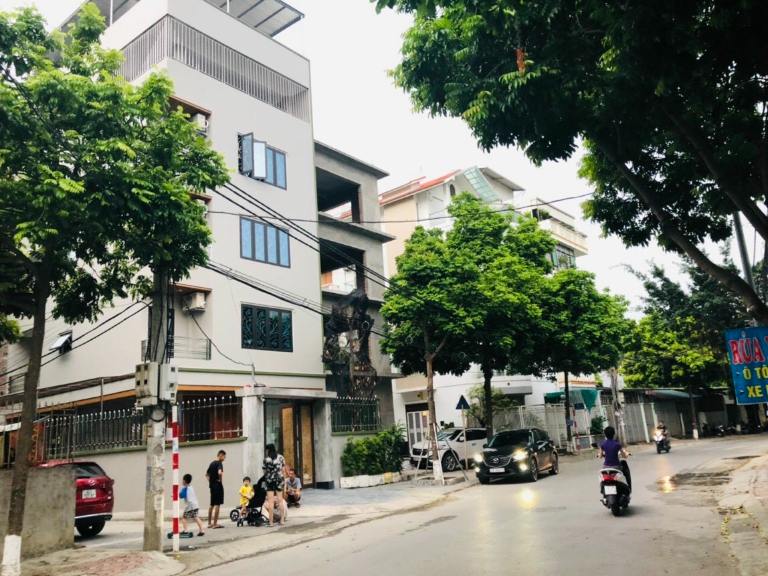 Nhà biệt thực kiền kề shophouse tại quận Tây Hồ