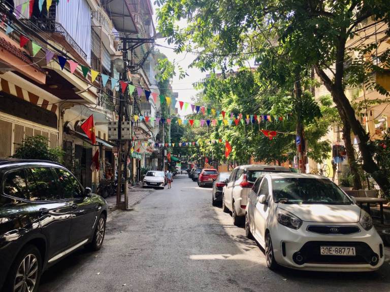 Nhà cấp 4 Cầu Giấy trong ngõ rộng