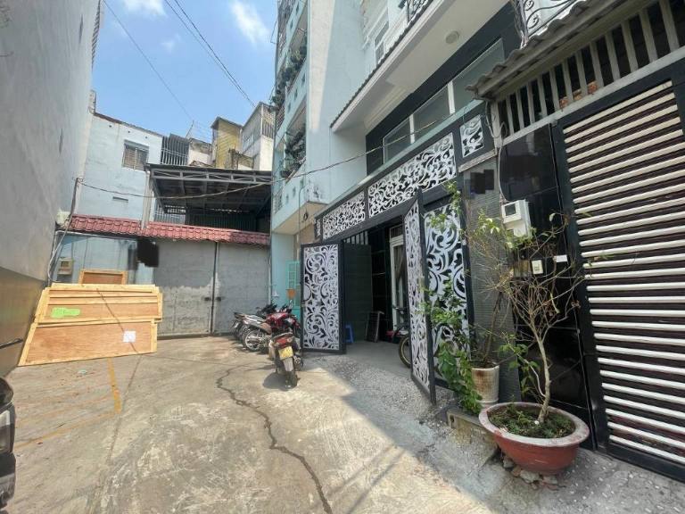 Nhà cấp 4 siêu rộng rãi tai quận Tây Hồ