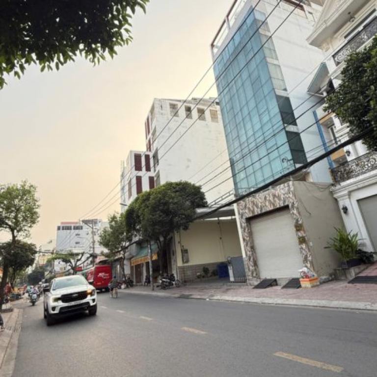 Hẻm 532 Lê Trọng Tấn khu dân cư ổn định