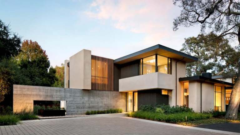 Nhà hướng Đông Nam và các hướng các phòng được bố trí theo hướng hợp nữ