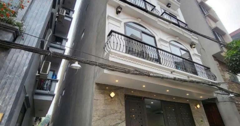 Nhà khu giáp Xuân Đỉnh