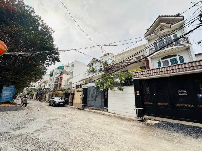 Nhà khu hạ tầng giao thông thuận tiện