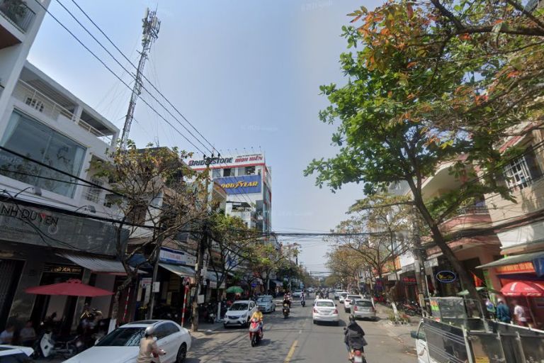 Nhà tại đây chủ yếu là mặt tiền, khai thác kinh doanh hoặc cho thuê dịch vụ
