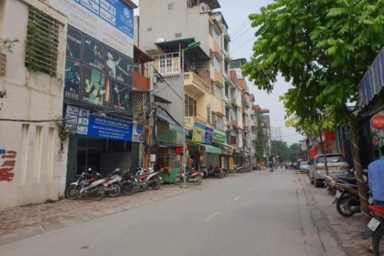 Nhà mặt ngõ không gian yên tĩnh ô tô vào tận nơi