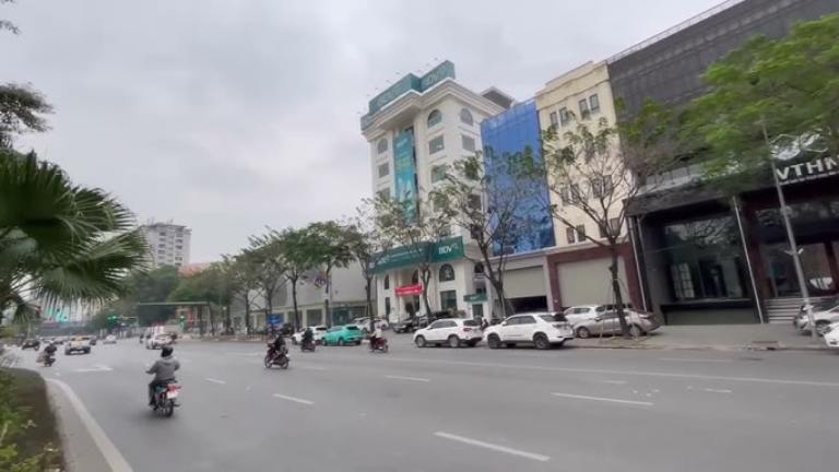 Nhà mặt phố kinh doanh với mặt tiền sầm uất đường Võ Chí Công