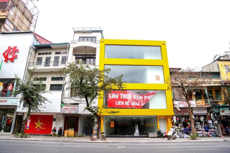 Nhà mặt phố Huế thuận tiện kinh doanh đa dạng