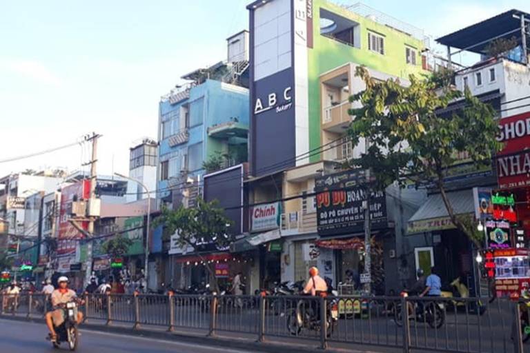 Nhà mặt phố sầm uất trục đường chính thuận lợi kinh doanh