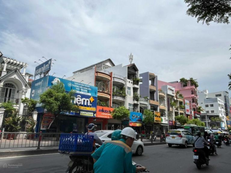 Nhà mặt tiền tại quận 4 Hồ Chí Minh phù hợp kinh doanh