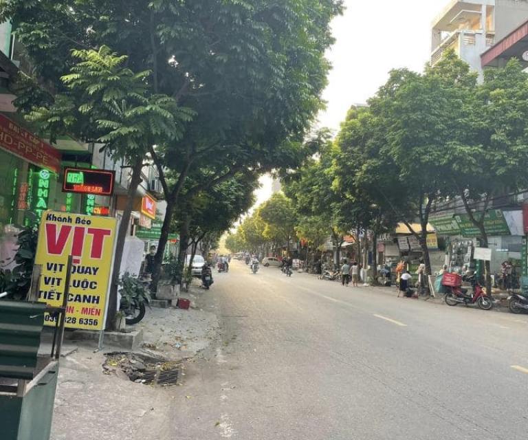 Khu vực kinh doanh, tiện ích sầm uất mặt đường