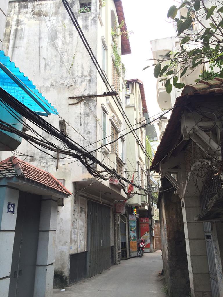 Ngõ nhỏ Ba Đình, không gian sống quen thuộc của phố cũ