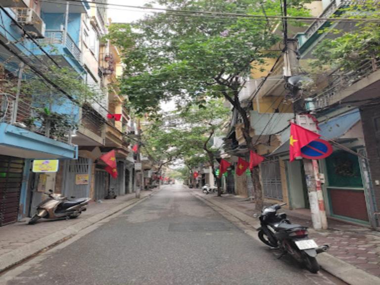  Ngõ có chiều rộng hợp lý, mật độ xây dựng thấp