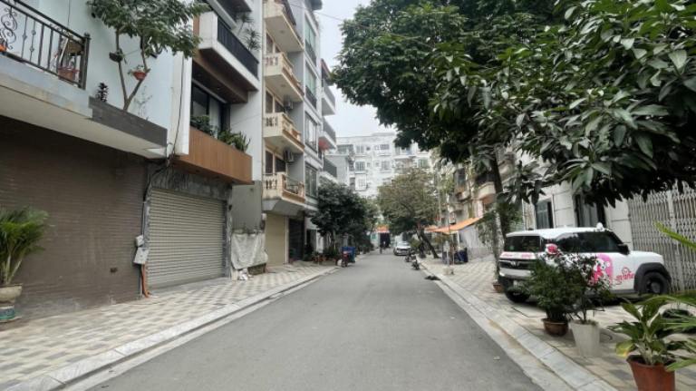 Khu nhà ở trong ngõ ô tô tránh nhau tại Phú Thượng, Tây Hồ