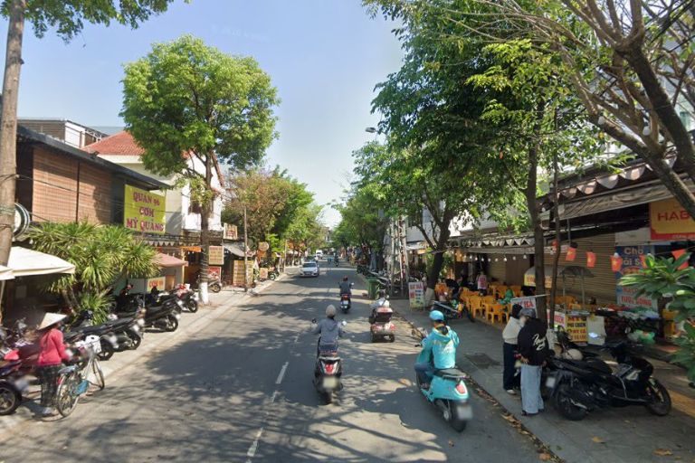 Tuyến đường kinh doanh sầm uất, tiện ích đầy đủ