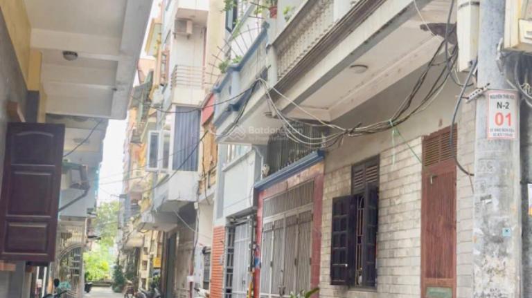 Nhà Trần Nhật Duật nằm trong khu vực thuận tiện