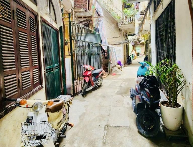 nha-trong-hem-la-gi.jpg