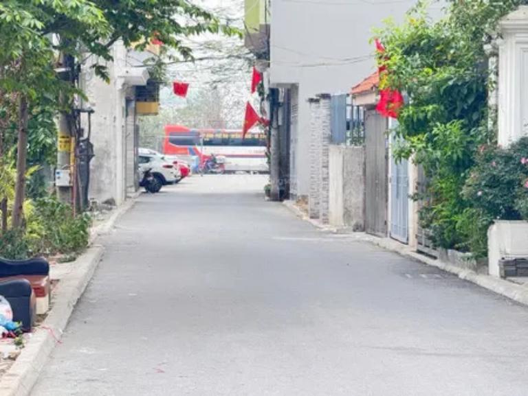 Nhà trong ngõ Kim Nỗ