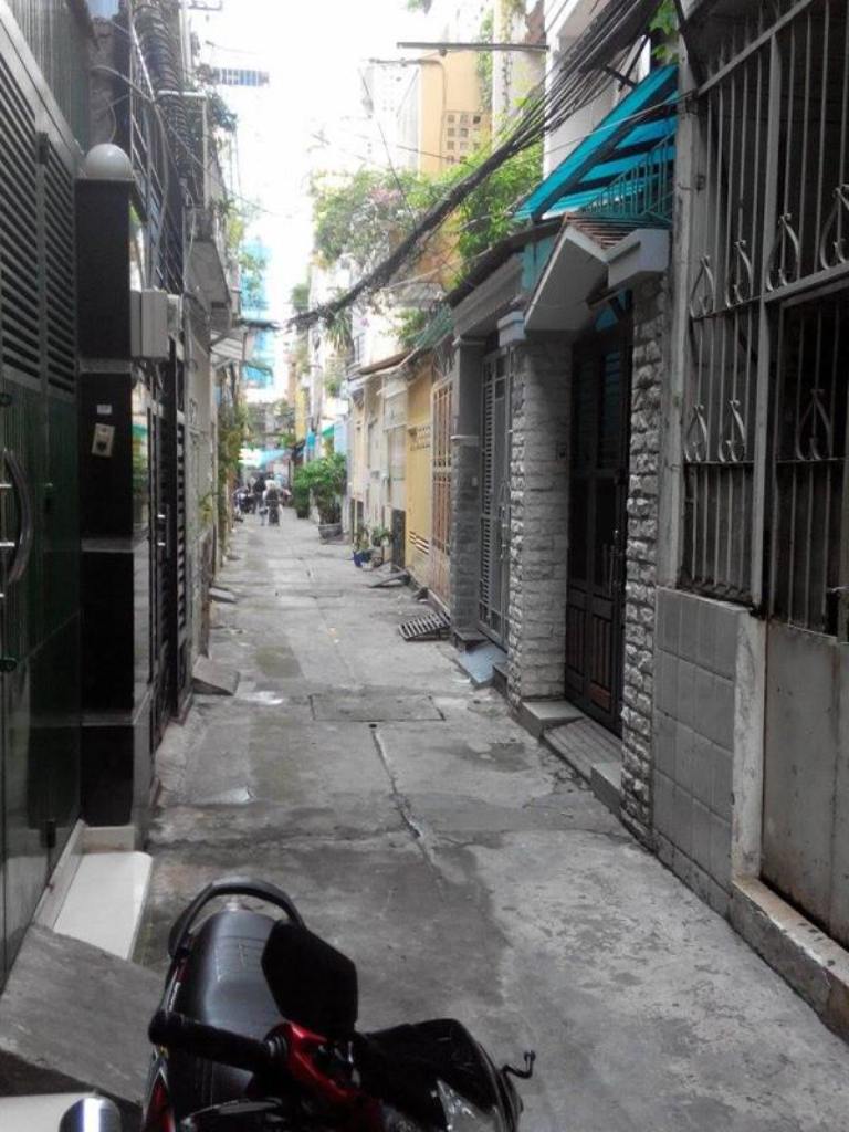 Nhà trong ngõ nhỏ yên tĩnh, không gian sống riêng tư