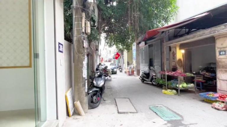 Nhà trong ngõ ô tô di chuyển được tại làng Nhân Mỹ