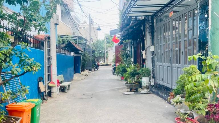 Nhà trong ngõ thông thoáng, sinh hoạt tiện ích thuận tiện