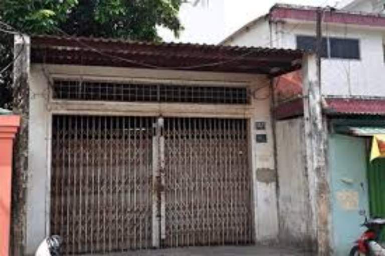 Pháp lý khi mua nhà cũ sửa lại bán