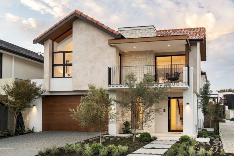 Tránh hướng Đông và Đông Bắc mùa đông gió lạnh, dễ ẩm mốc và nồm